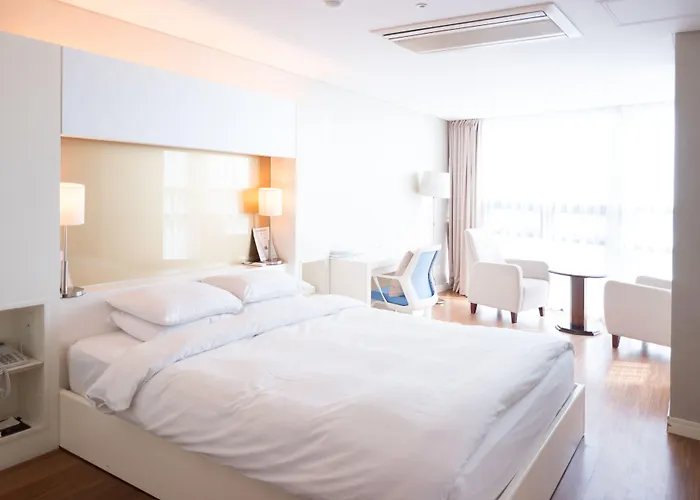 Sunset Hotel 3*