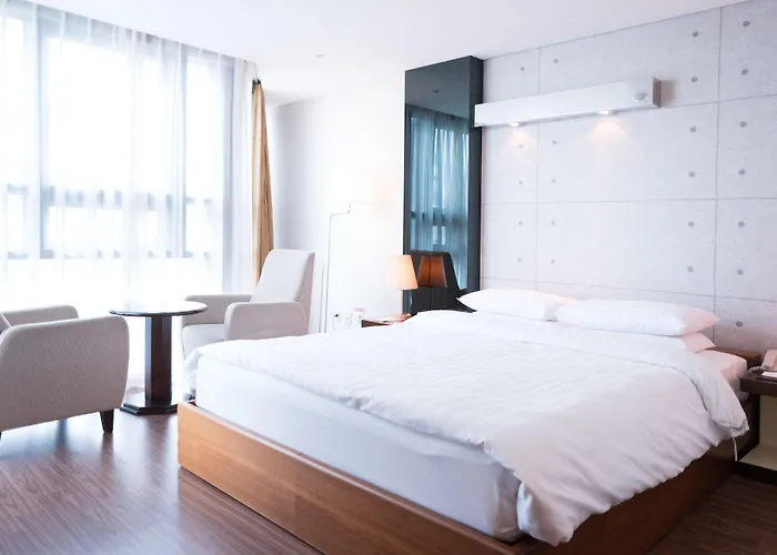 Hotel Sunset 3*