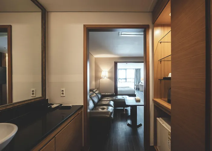 Sunset Hotel 3*