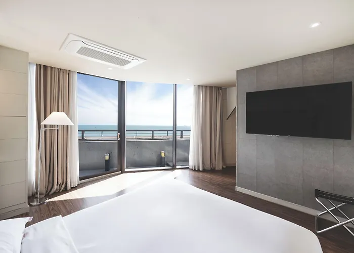 Hotel Sunset 3*